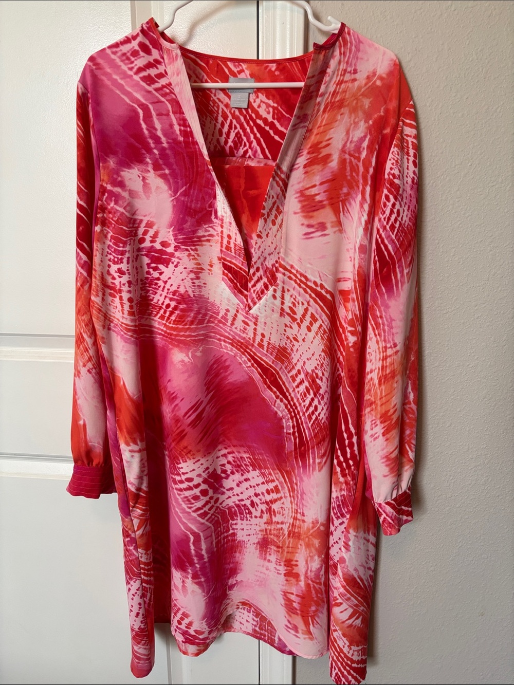Chico’s Women’s Tropical Short Dress Trapunto Tie Dye Azalea Cherry NWT size 2